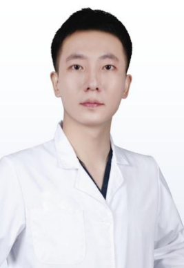 李泰达医生照片