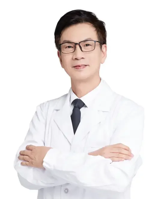 林沸腾医生头像