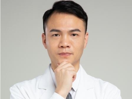 邹吉平医生头像