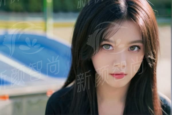 上海薇琳伯曼口腔资质与医生团队实力：正规机构