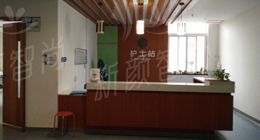 昆明普瑞眼科医院星耀店医生团队：领衔，临床