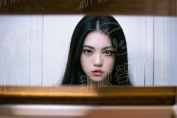 三、叶子荣医生价格贵不贵？怎么预约？